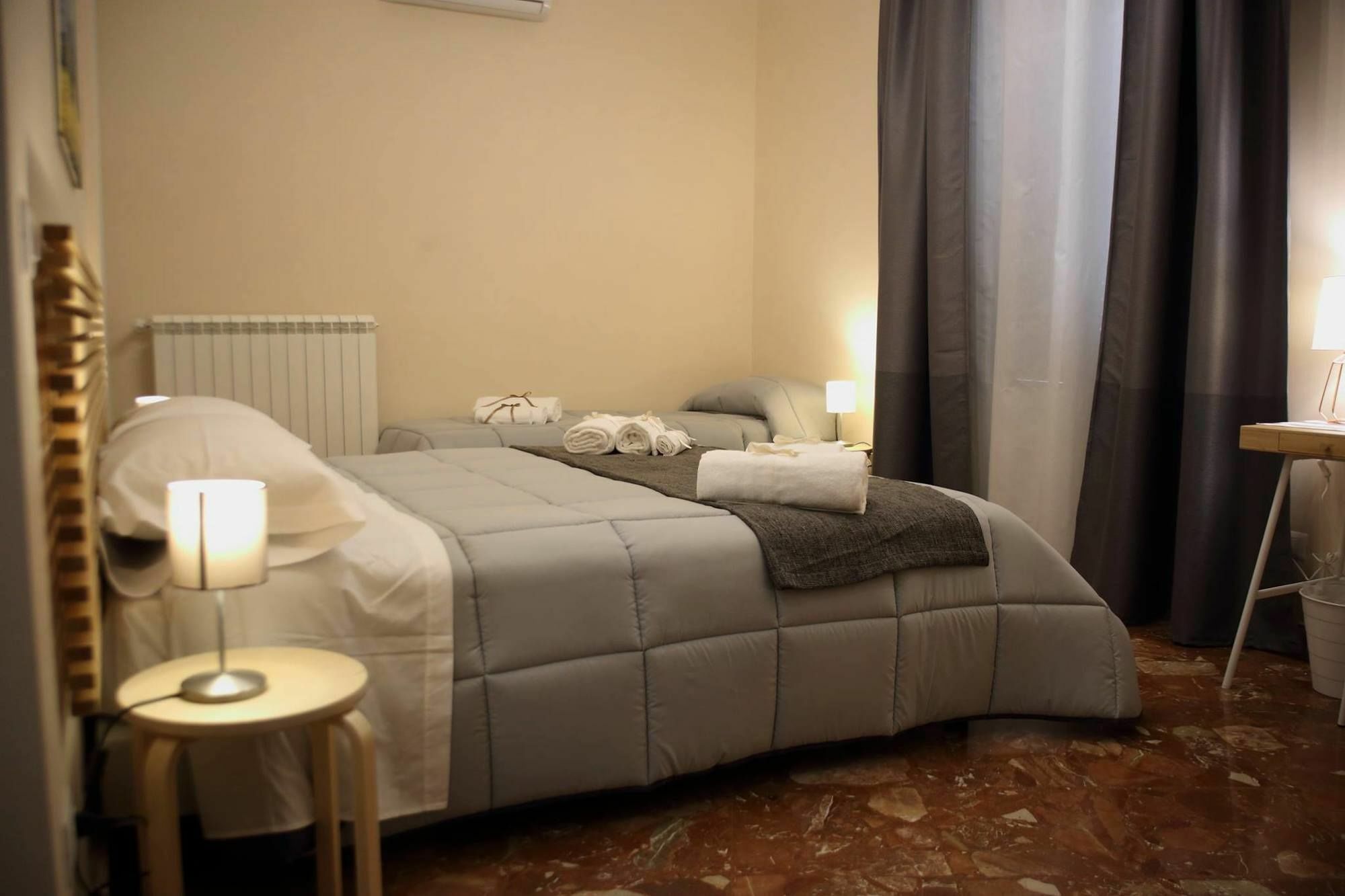 Mantegna Rooms ปาแลร์โม ภายนอก รูปภาพ